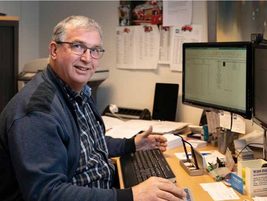 Belo arie op kantoor