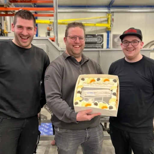 Jeroen Juffermans met collega's van Juffermans Machinebouw