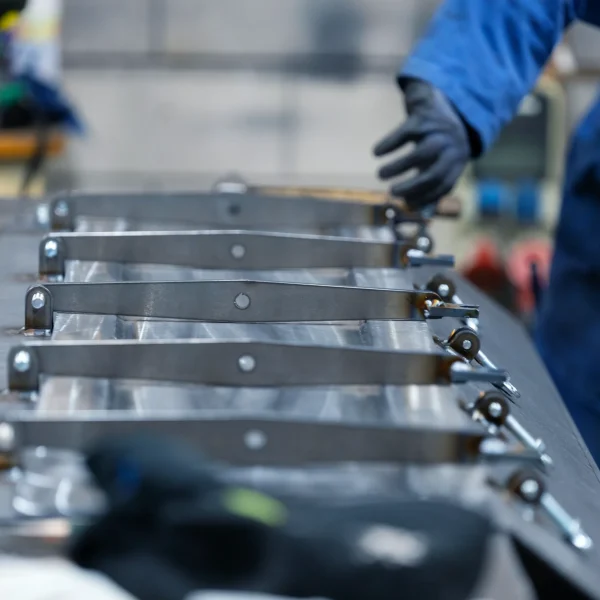 Belo machinebankwerker controleert project